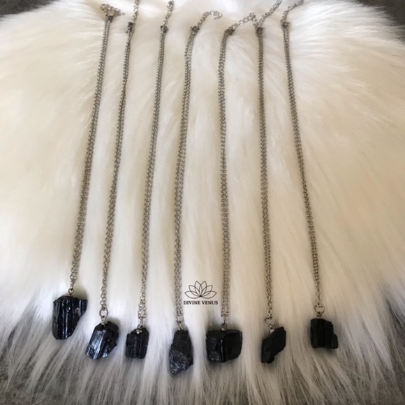 Black Tourmaline Stainless Steel Chain Necklace - Picture 2 of 8